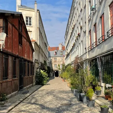 Charming 2-room 21m Comfort Sacre-coeur View